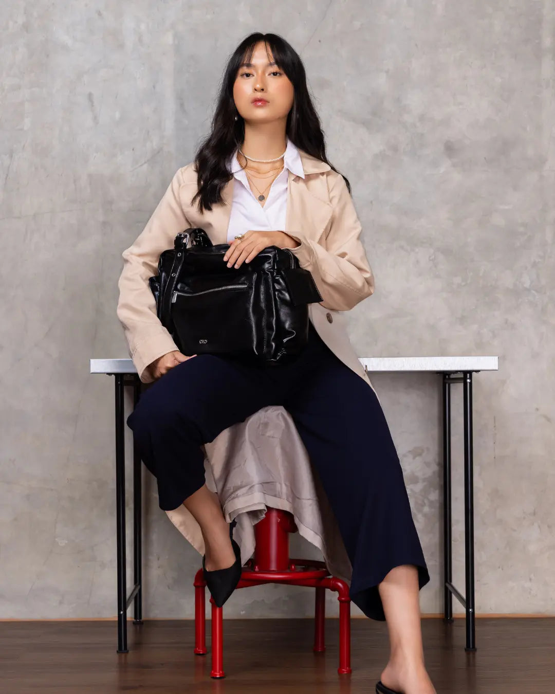 EVERYDAY CITY TOTE BAG IN PANTHER BLACK