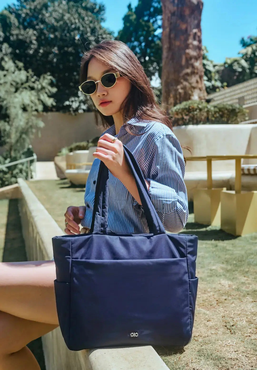 POSH TOTE BAG 2.0 IN MIDNIGHT
