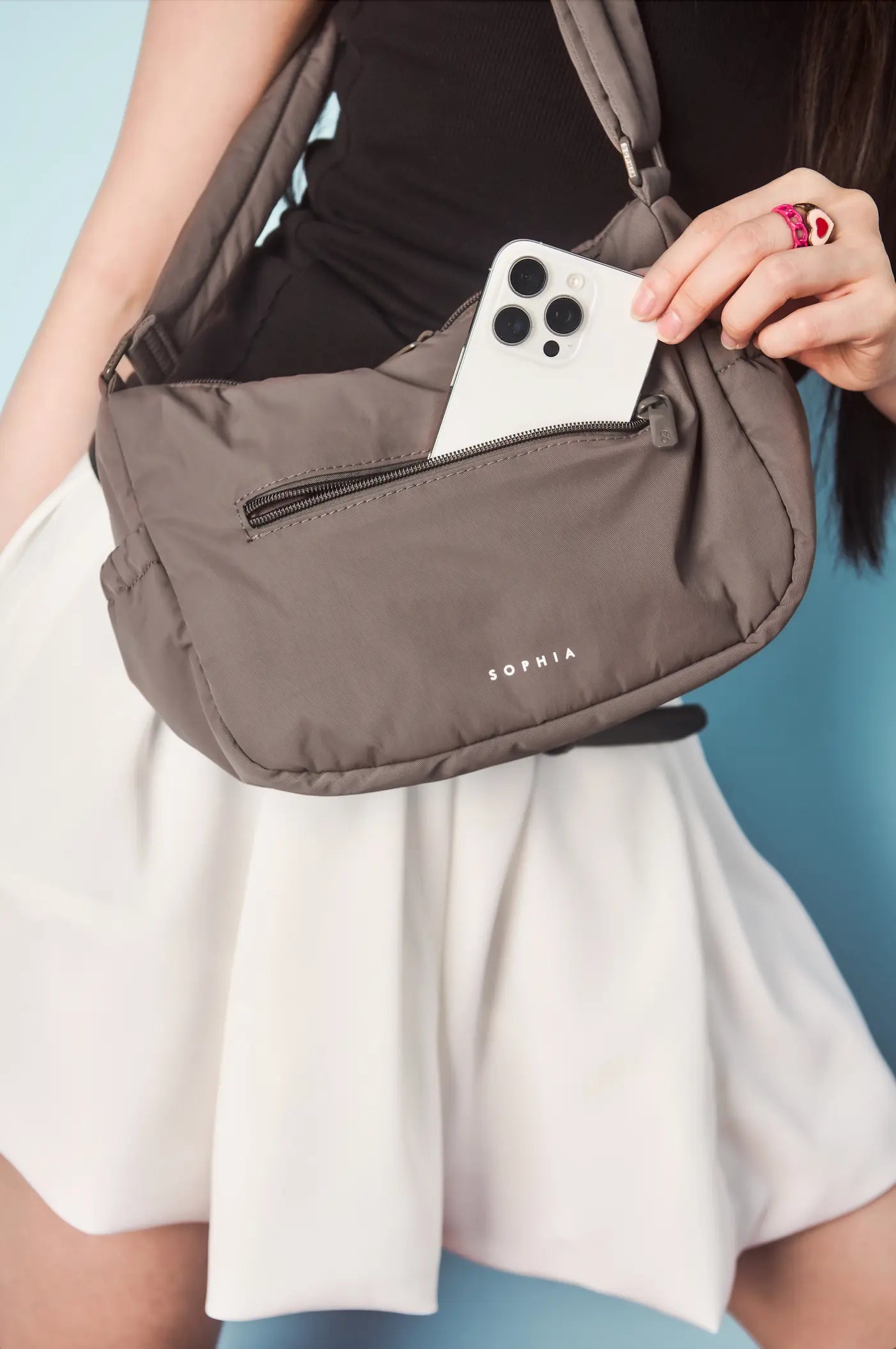 MINI SIGNATURE POCKET CROSSBODY BAG IN POSH TAUPE