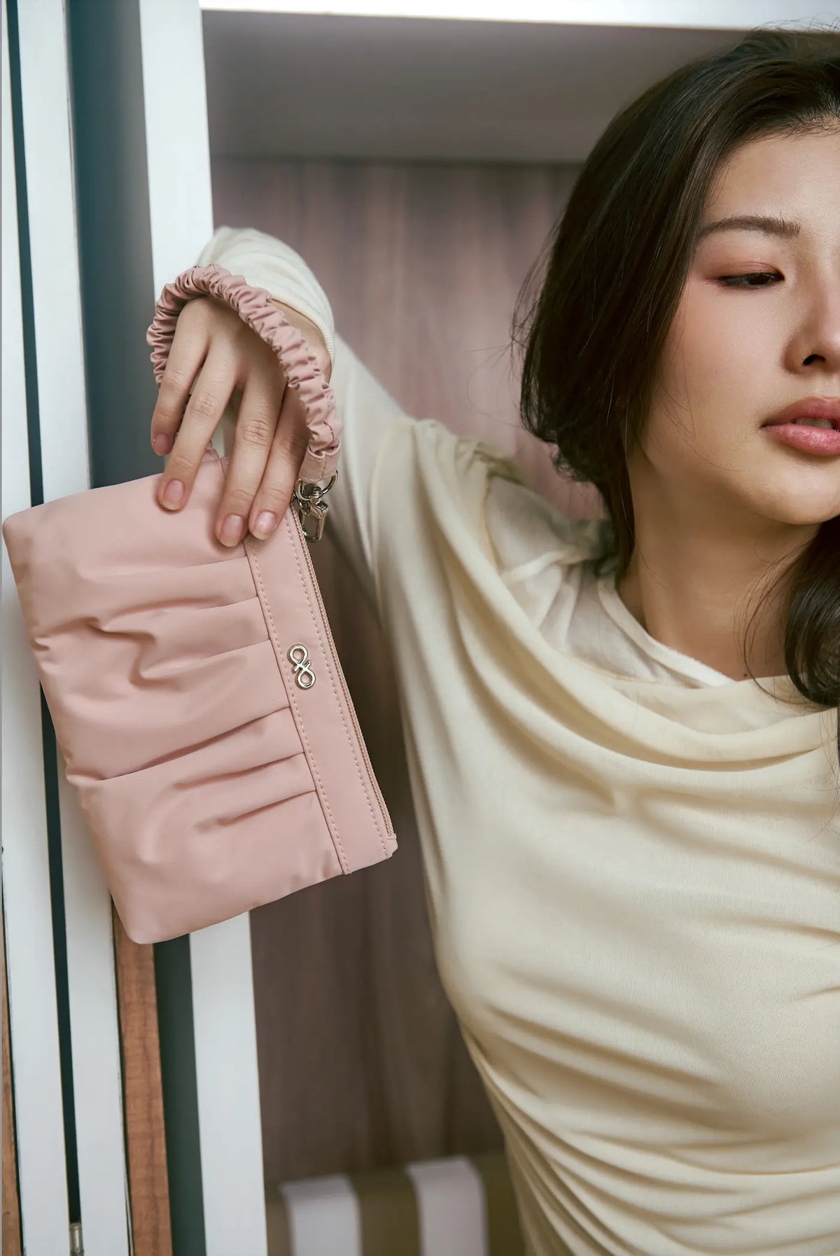 THE DAILY WRISTLET IN MACARON