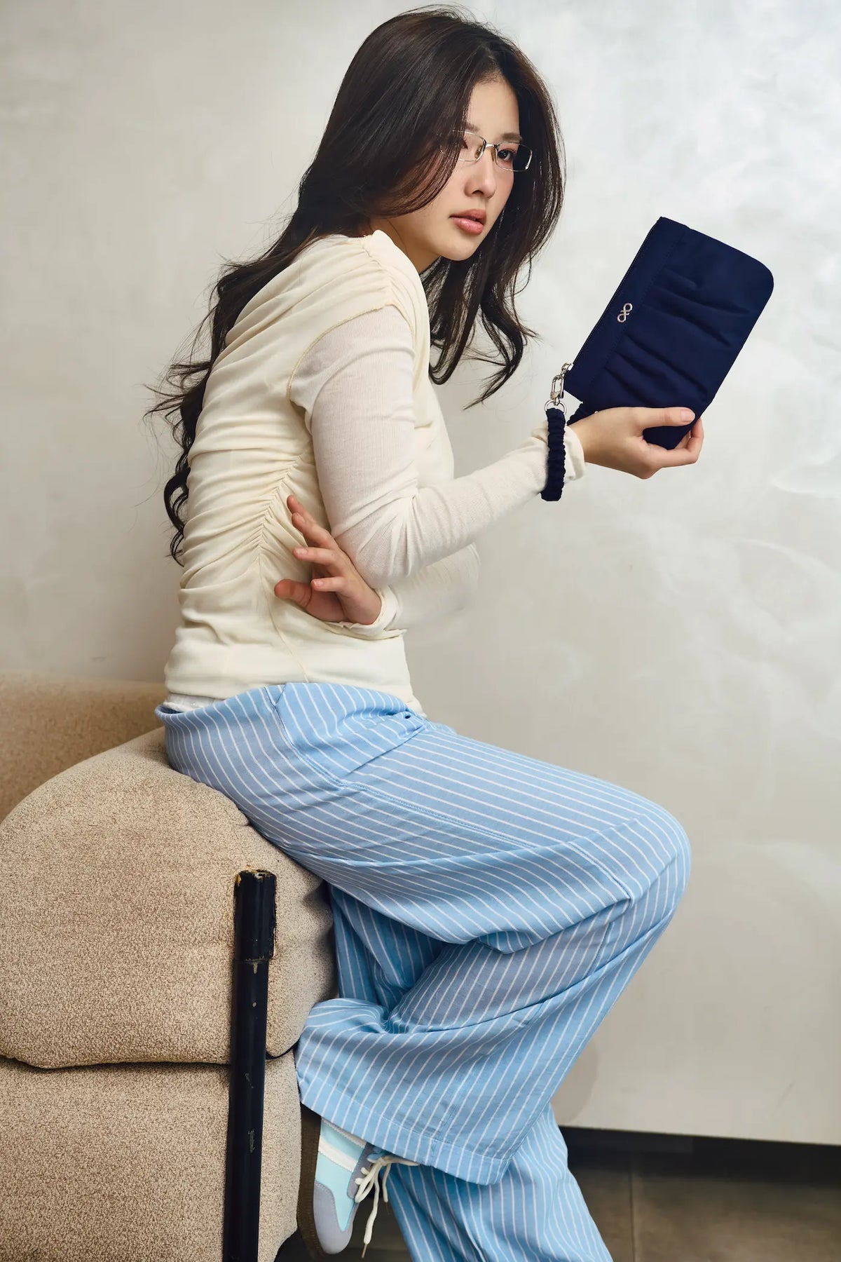THE DAILY WRISTLET IN MIDNIGHT