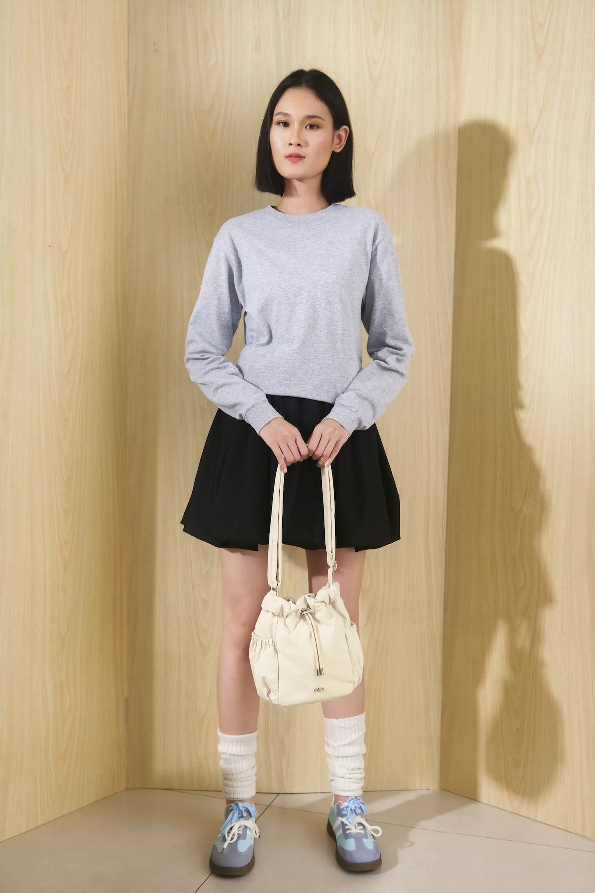 MINI COSY LUXE BUCKET BAG IN BUTTER