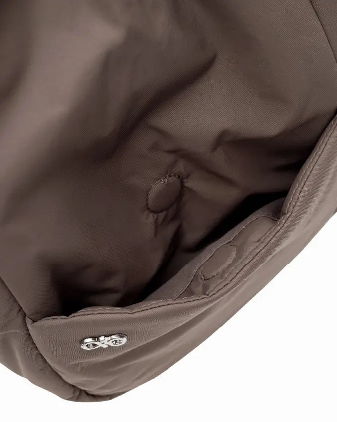 XL SIGNATURE POCKET CROSSBODY BAG IN TAUPE