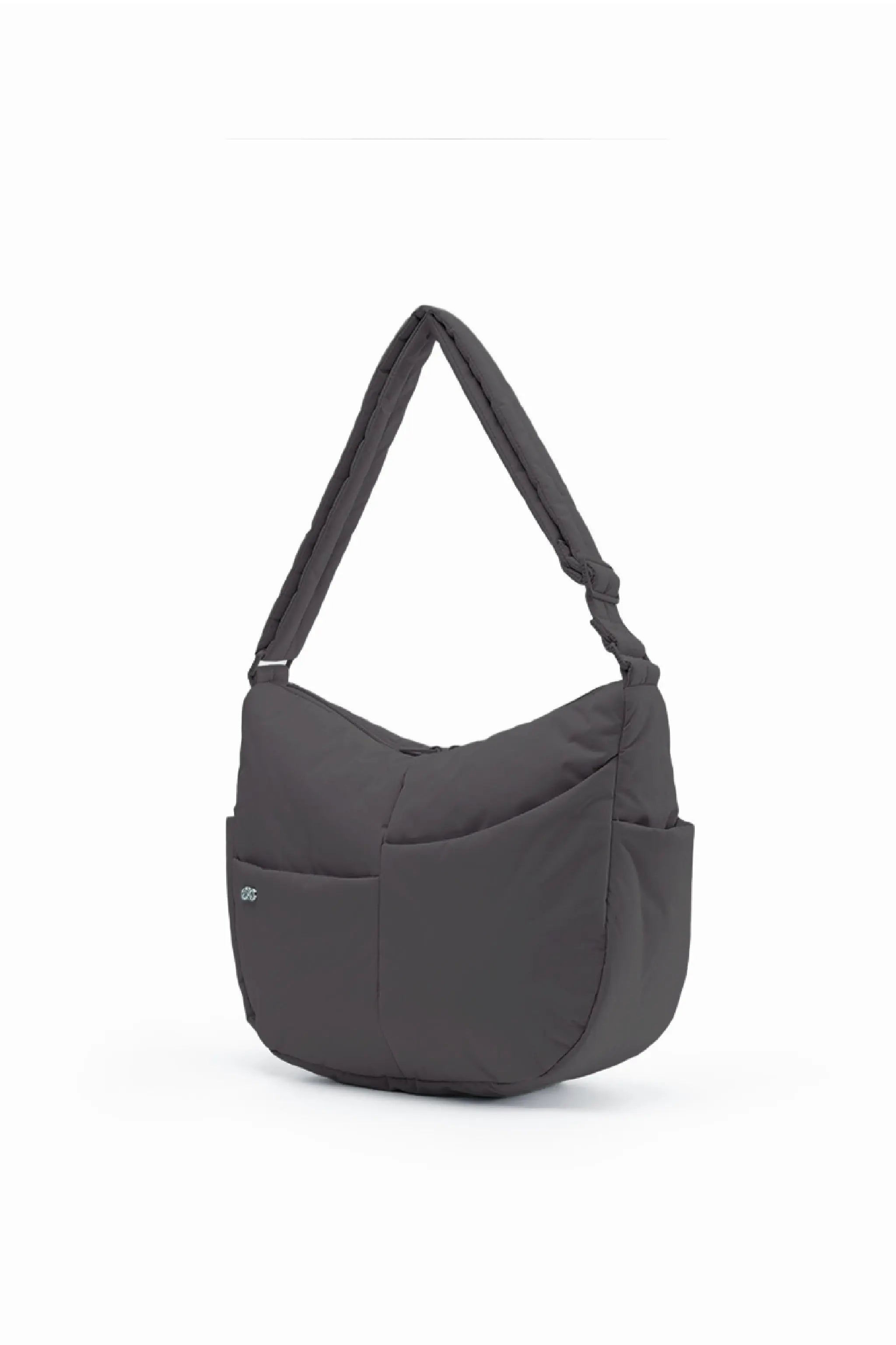 SIGNATURE POCKET CROSSBODY BAG IN POSH STORM GREY