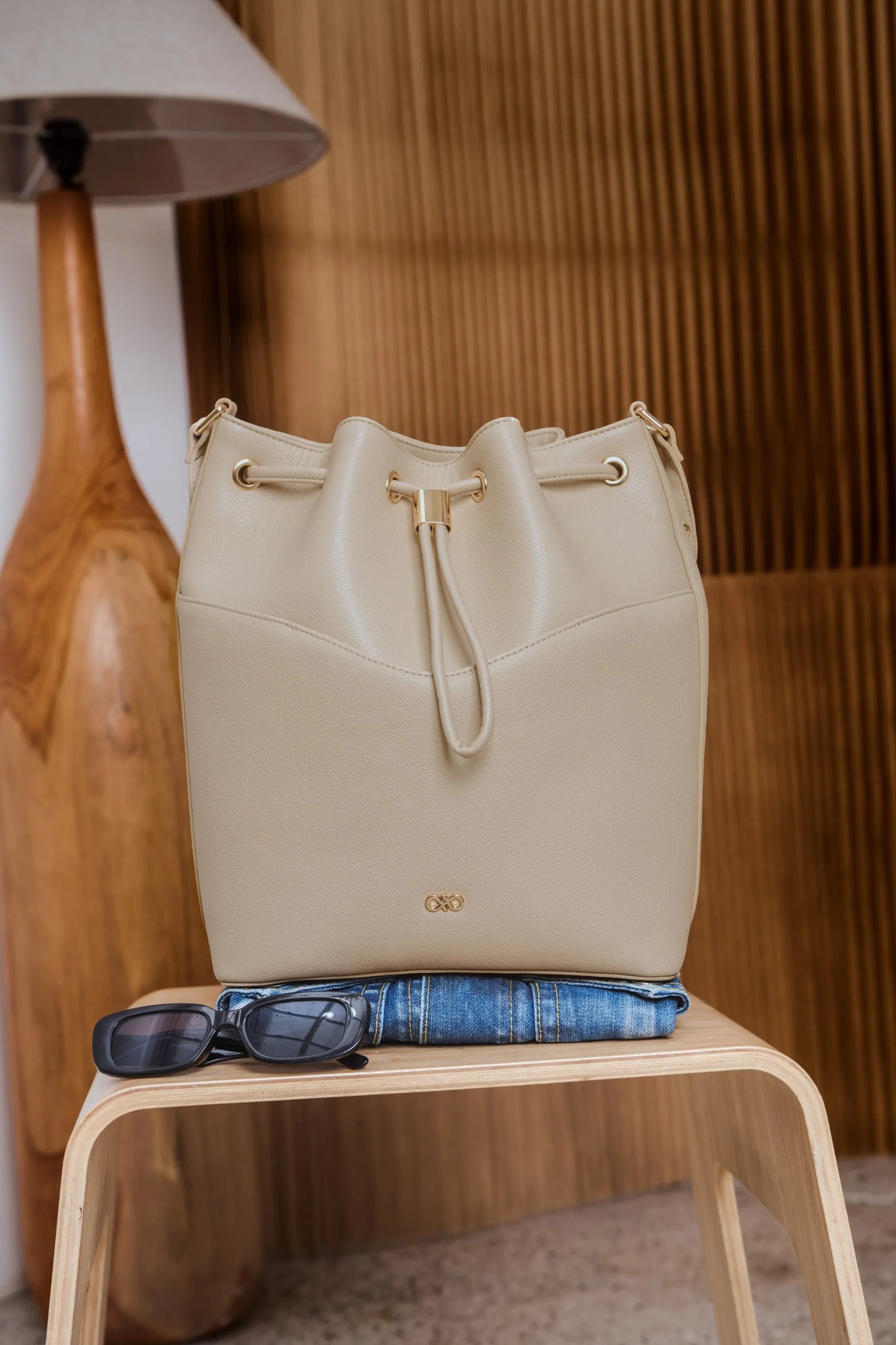 IMPERFECTLY YOURS BUCKET BAG IN SAND
