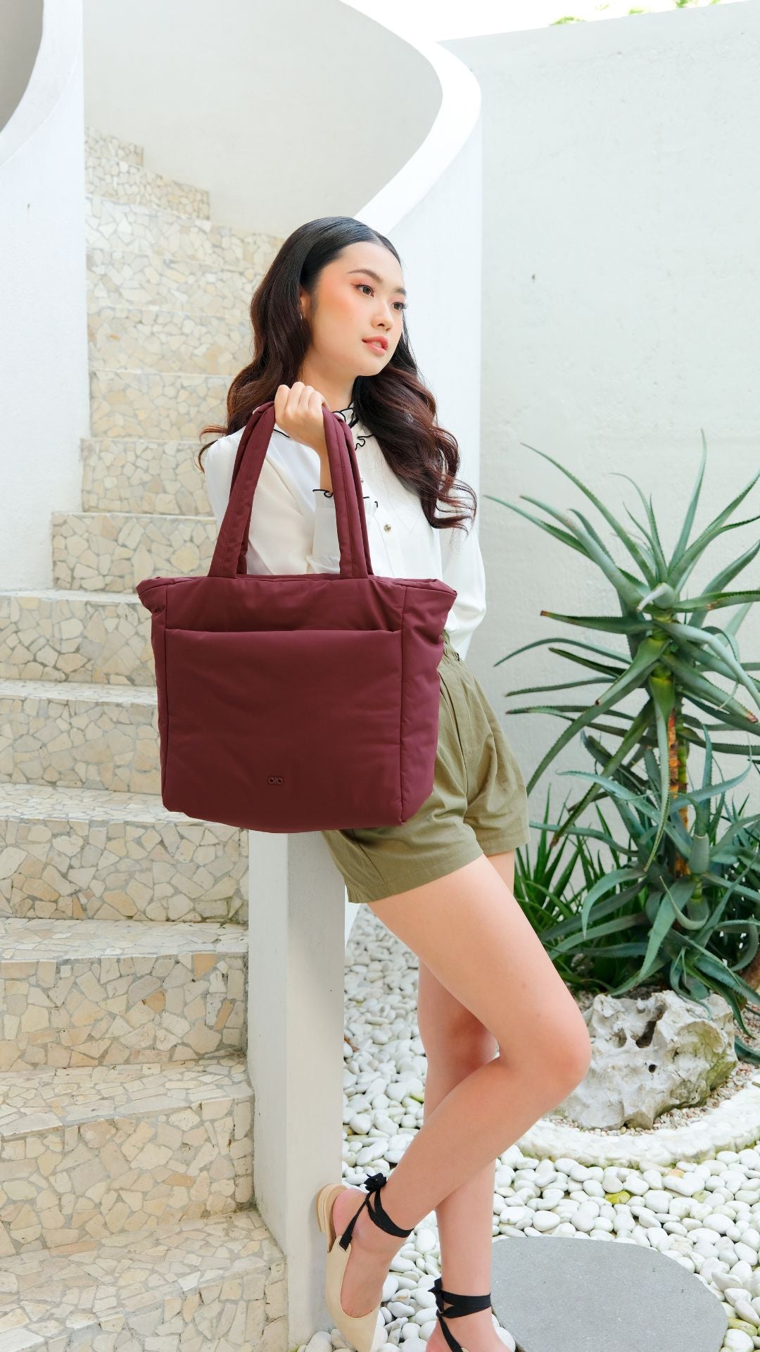 COSY LUXE TOTE BAG IN WINE