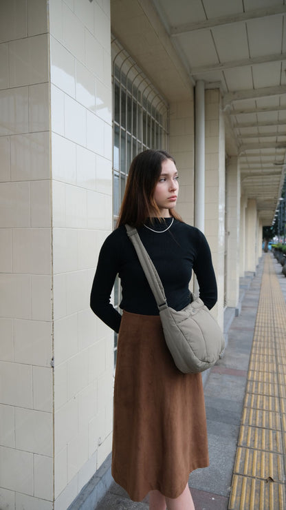 COSY PUFFY CROSSBODY BAG IN PINE