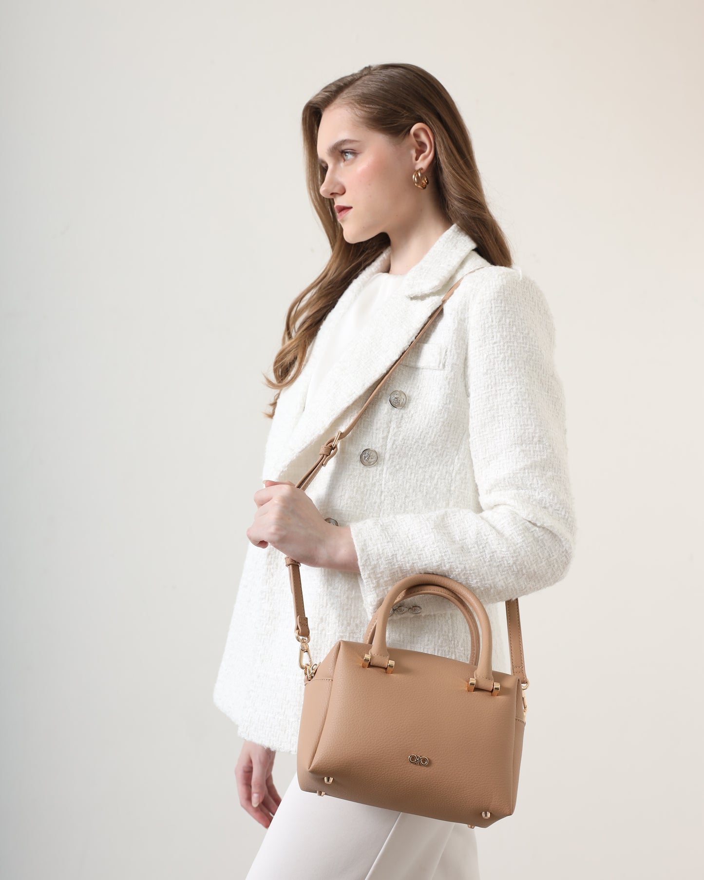 COOPER MAGIC BOSTON BAG IN TOFFEE