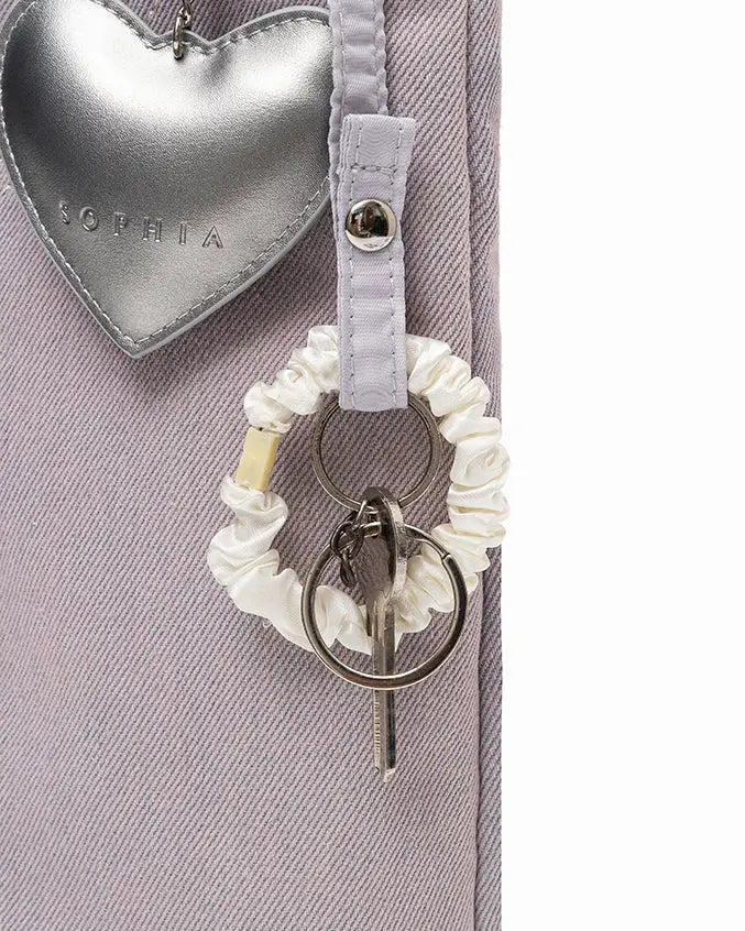 SIGNATURE POCKET DENIM TOTE BAG IN PURPLE DENIM TSL Singapore