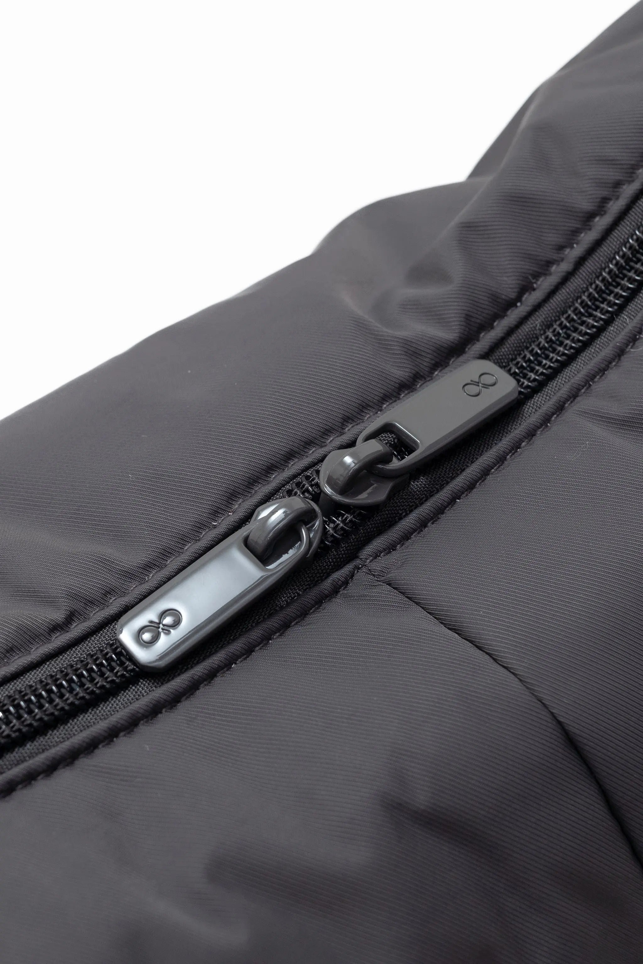 SIGNATURE POCKET CROSSBODY BAG 2.0 IN POSH STORM 