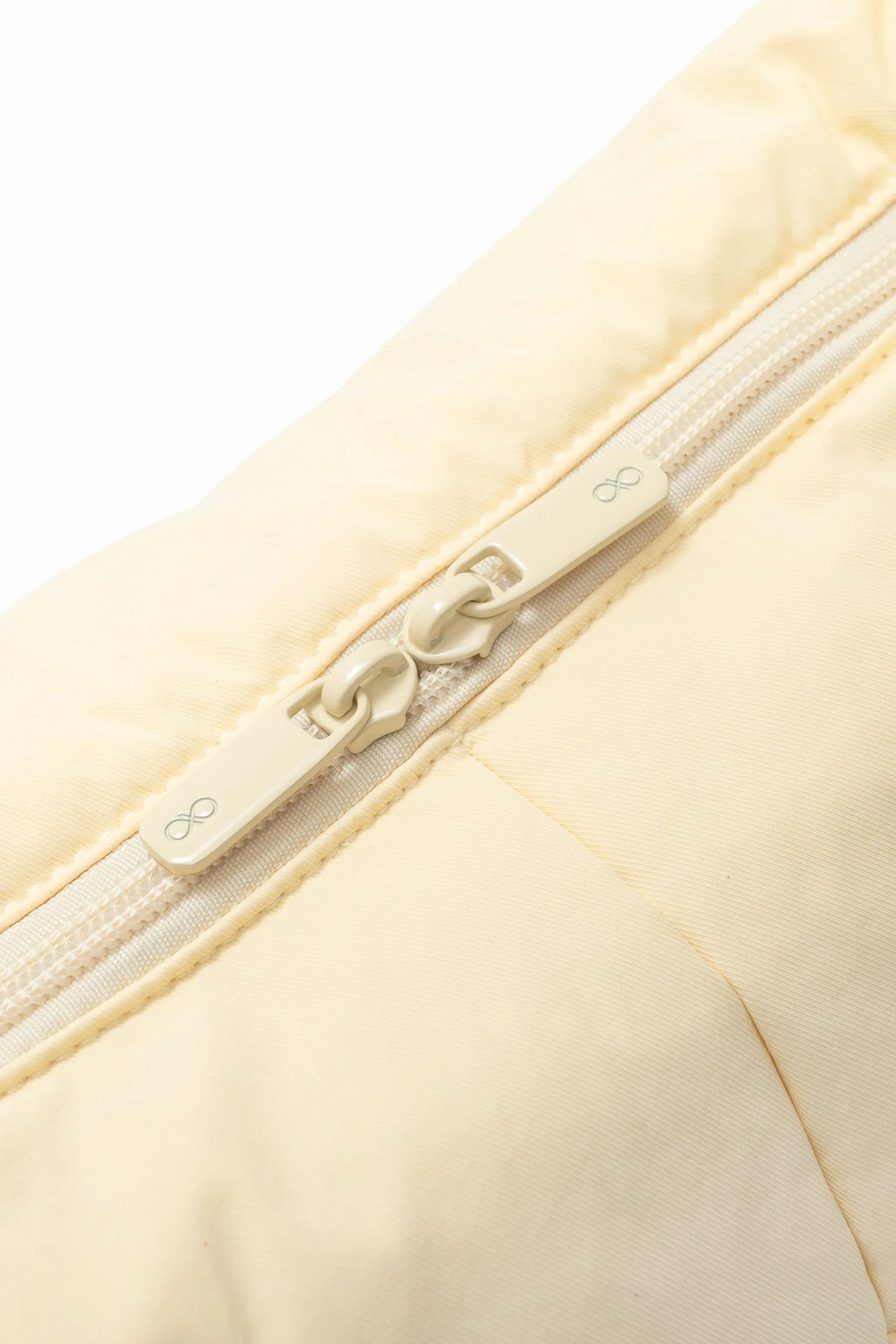 SIGNATURE POCKET CROSSBODY BAG 2.0 IN POSH MELLOW 