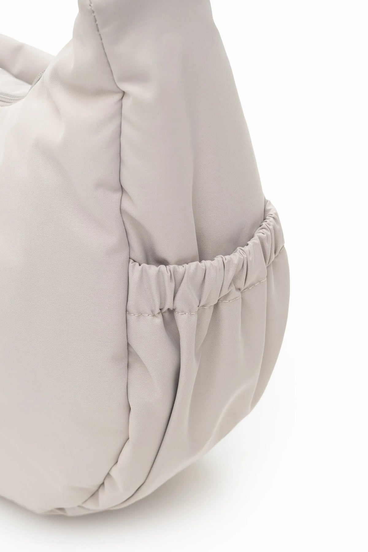 COSY LUXE L CRESCENT BAG 2.0 IN DOVE GREY 