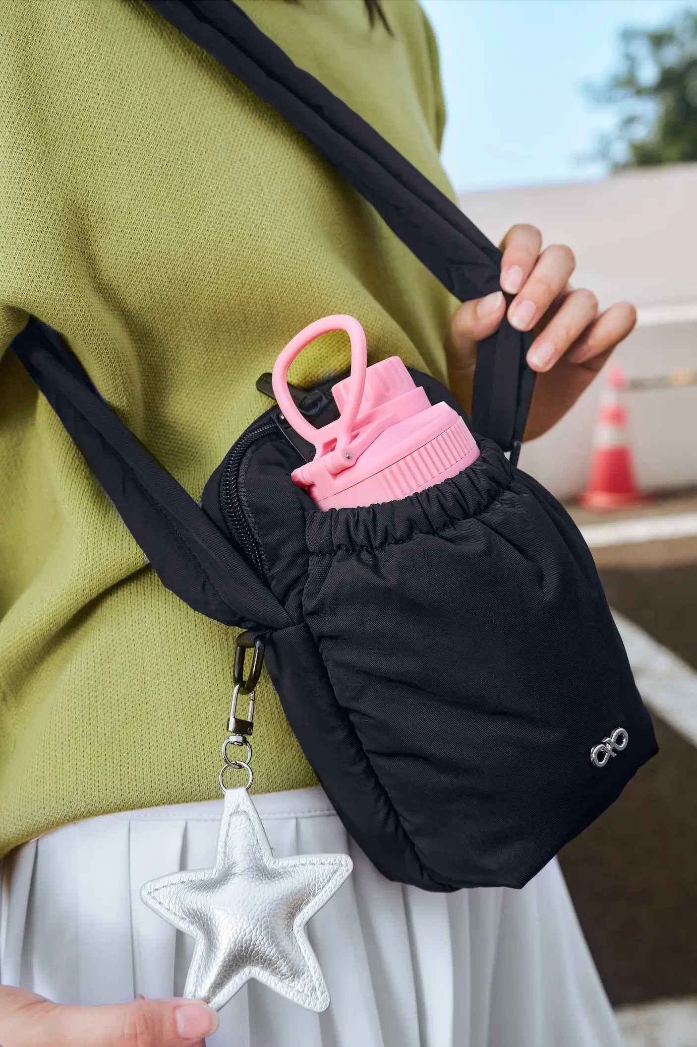 POSH SWIFT SLING IN JET BLACK 