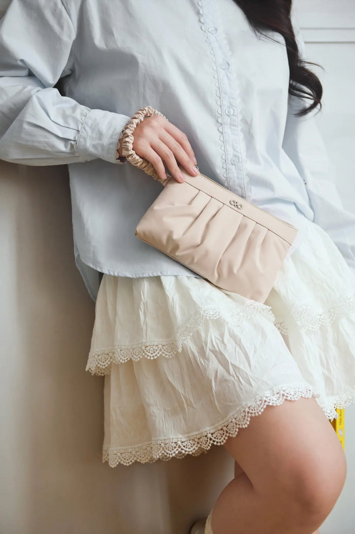 THE DAILY WRISTLET IN OAT 