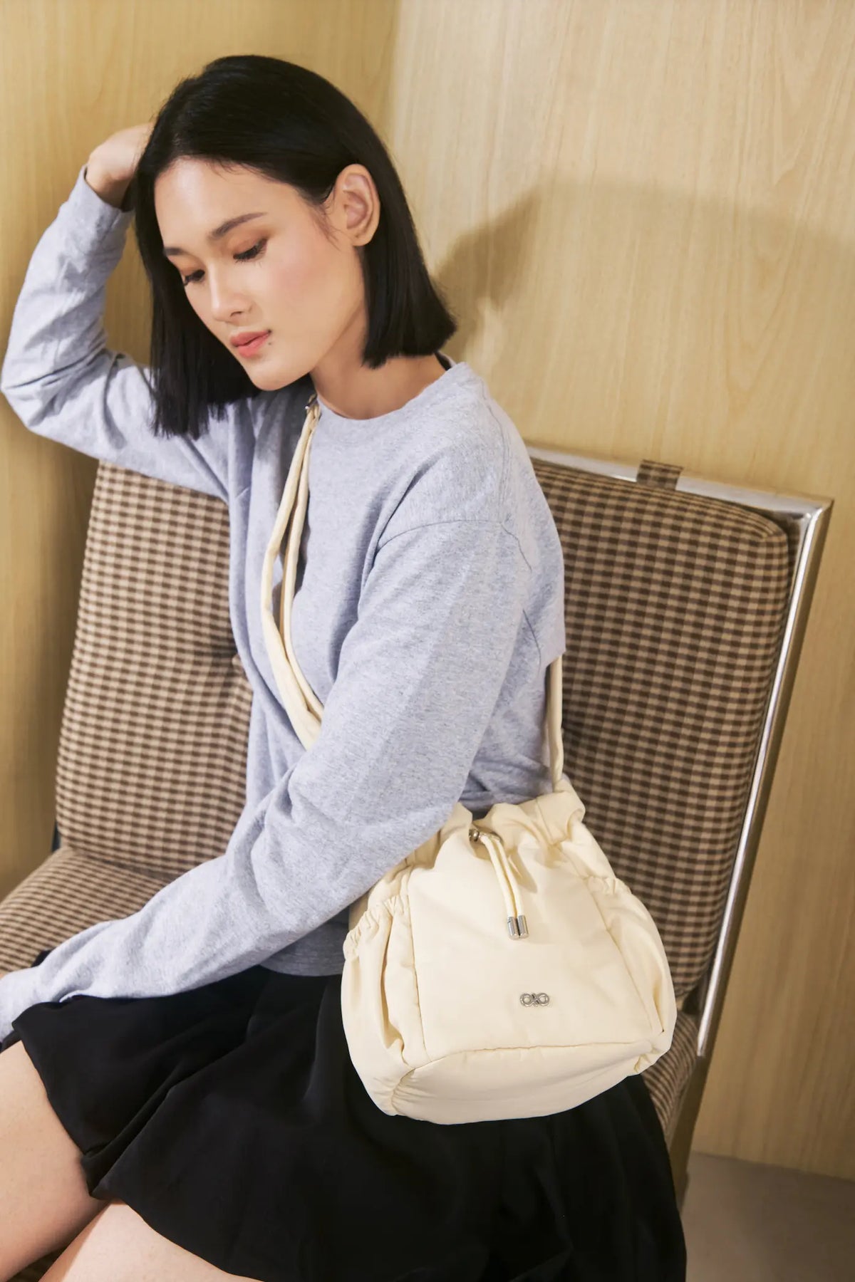 MINI COSY LUXE BUCKET BAG IN BUTTER 