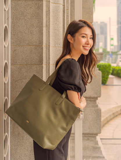 AVERY MAGIC TOTE BAG IN OLIVE